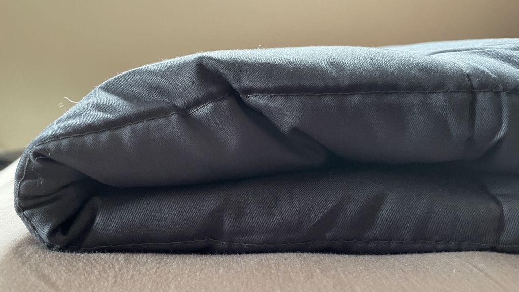 Luna Weighted Blanket review Tom's Guide