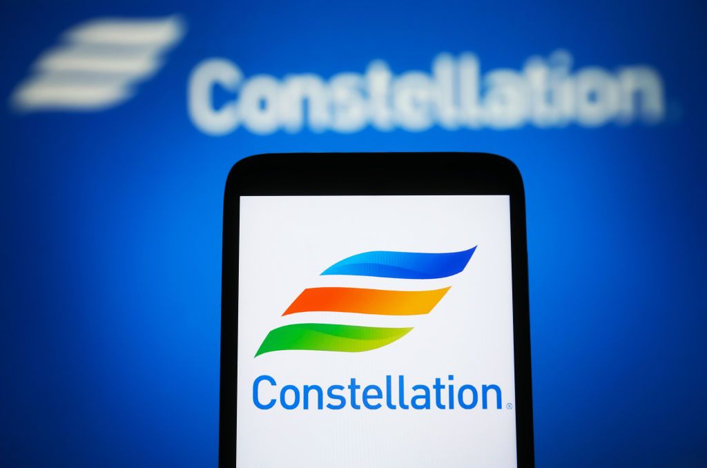 constellation energy logo on smartphone with blurred logo in background