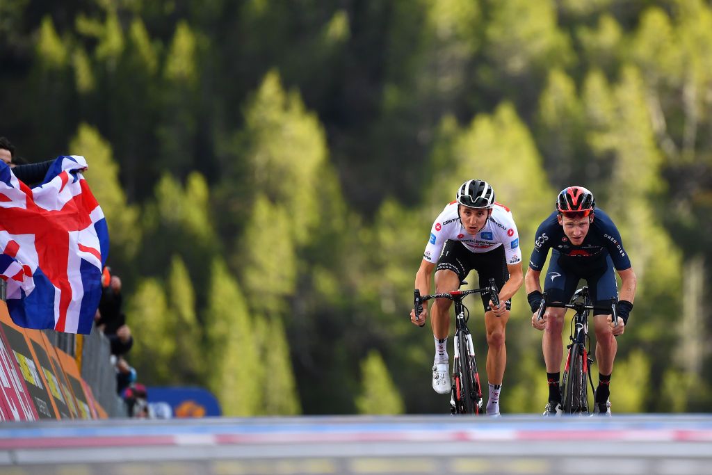 LAGHI DI CANCANO ITALY OCTOBER 22 Arrival Sprint Jai Hindley of Australia and Team Sunweb White Best Young Rider Jersey Tao Geoghegan Hart of The United Kingdom and Team INEOS Grenadiers during the 103rd Giro dItalia 2020 Stage 18 a 207km stage from Pinzolo to Laghi di Cancano Parco Nazionale dello Stelvio 1945m girodiitalia Giro on October 22 2020 in Laghi di Cancano Italy Photo by Stuart FranklinGetty Images