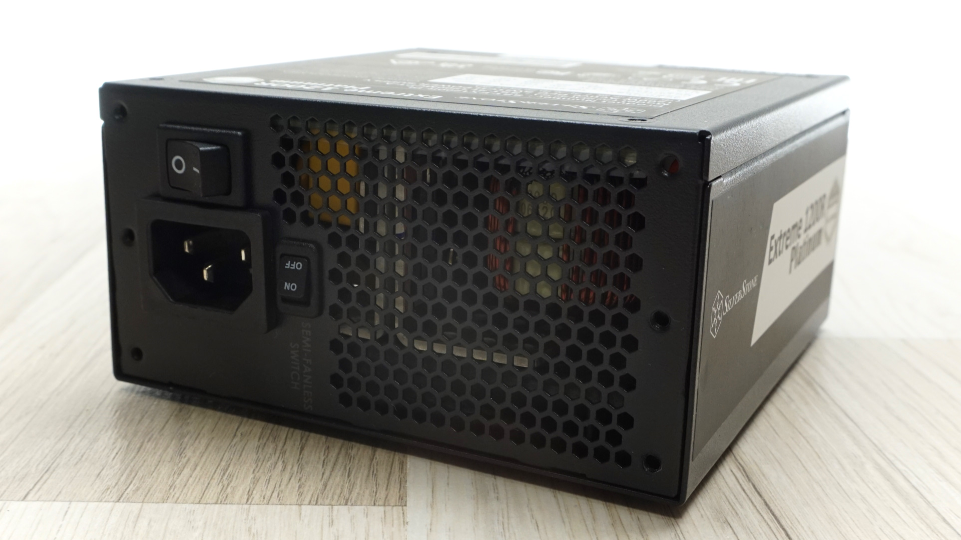 SilverStone Extreme 1200R Platinum SFX PSU