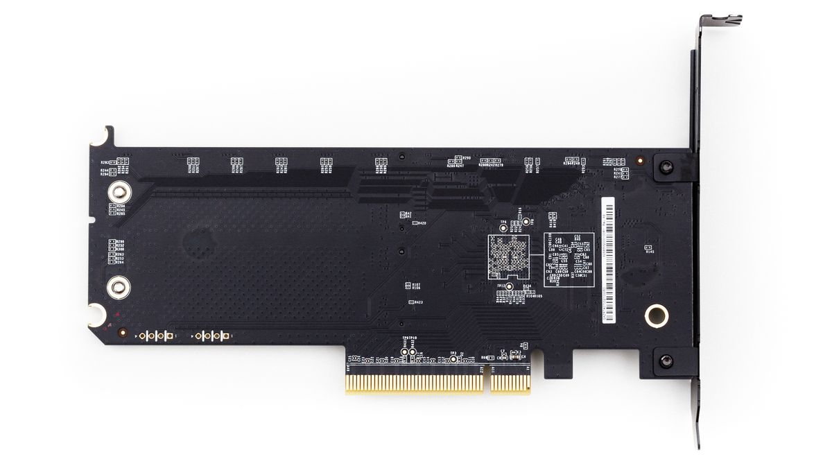 WD Black AN1500 NVMe SSD RAID AIC Review: Built for RGB Addicts
