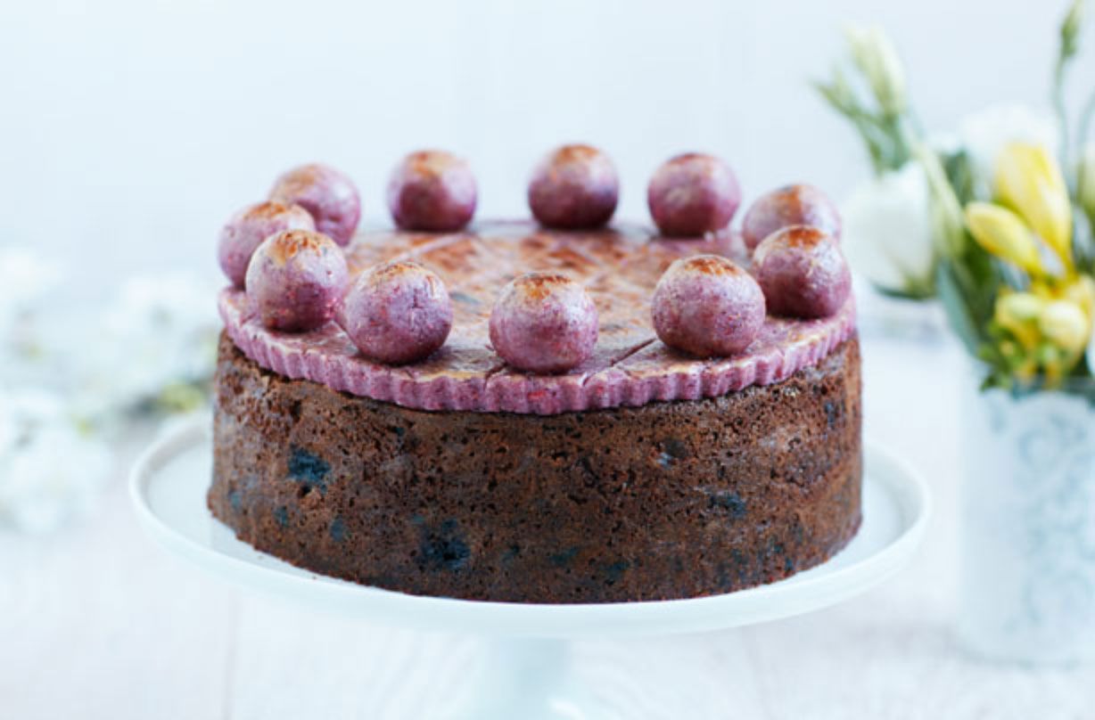 Nadiya Hussain&#039;s red berry simnel cake