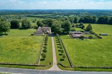 Hill-Top-House-Gloucestershire_10.jpg