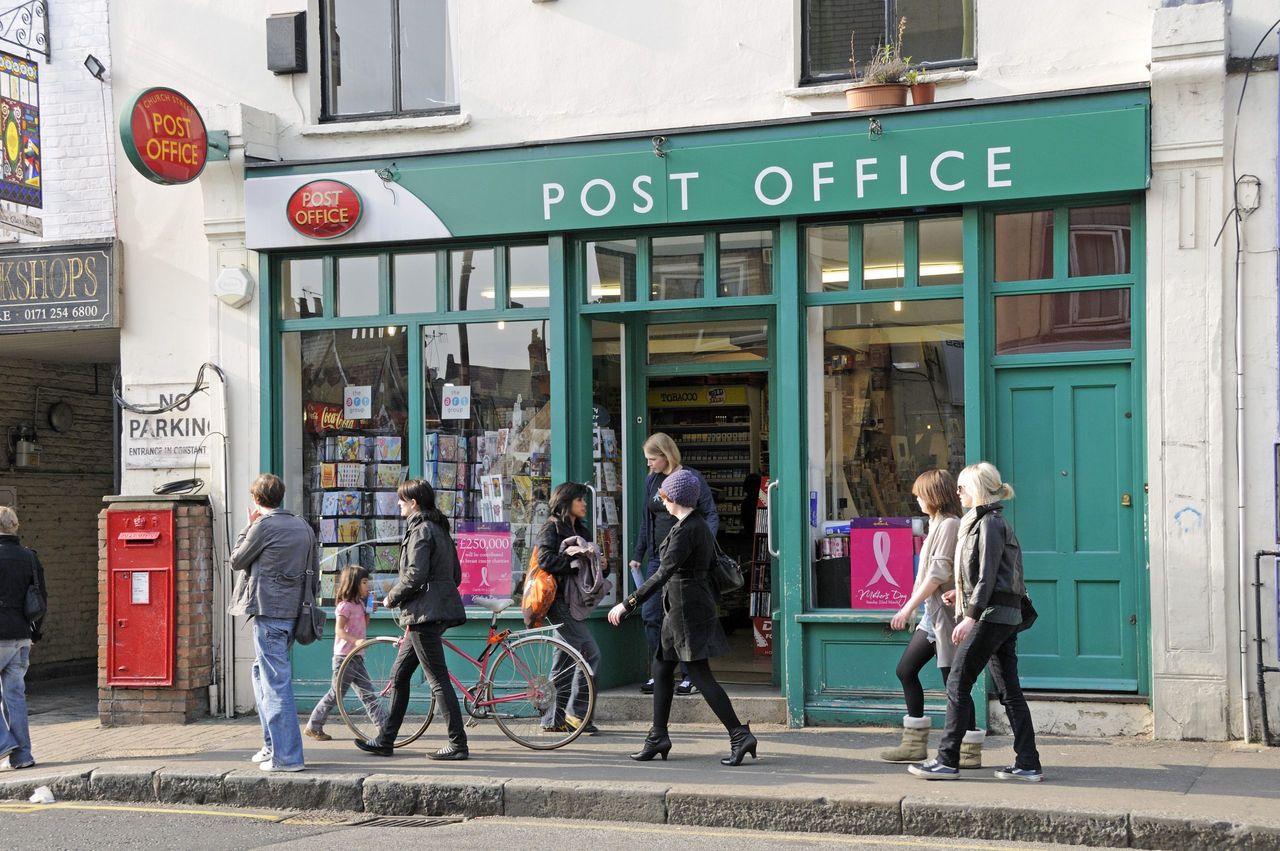 post office opening during lockdown