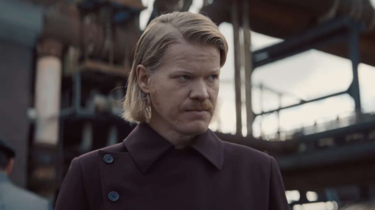 Jesse Plemons' Plutarch looking nervously in Sunrise on the Reaping's teaser.