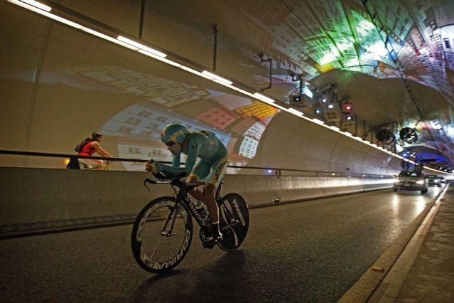 In the Lyon tunnel of light