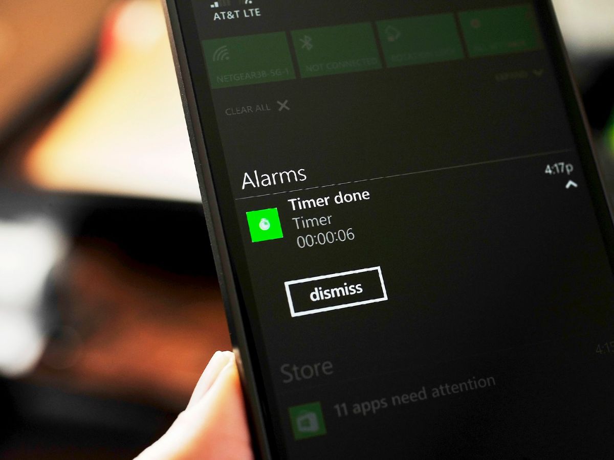 Done timer. Шторка уведомлений Windows 10 mobile. Windows 10 новый будильник. Windows 10 mobile секундомер. Alarm Windows 8.1.