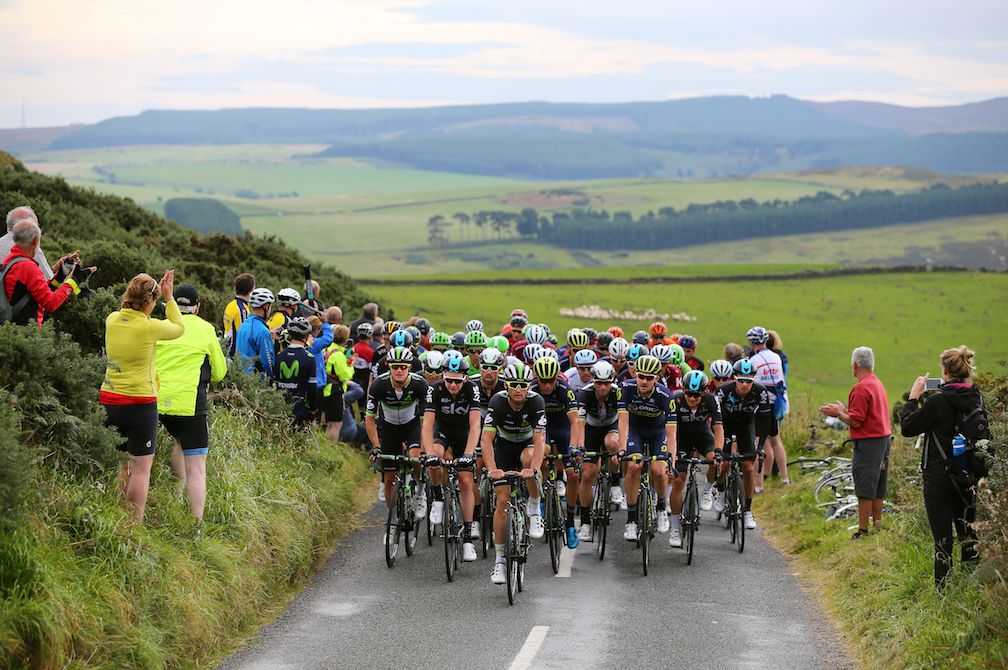 DImension Data at the head of the pack on stage 2 of the Tour of Britain