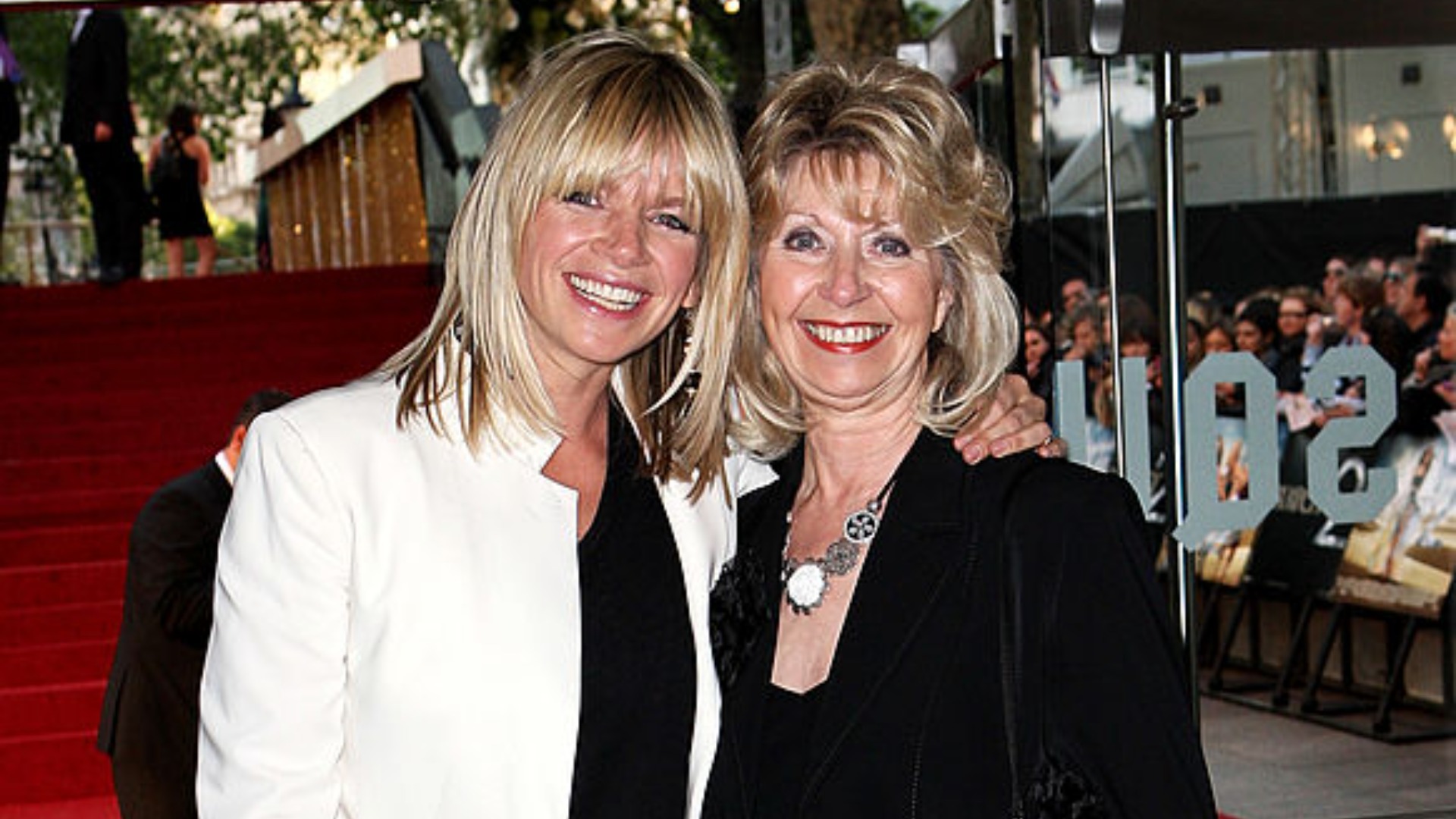 Zoe Ball and Julia Ball at the UK premiere of Sex And The City 2 at Odeon Leicester Square