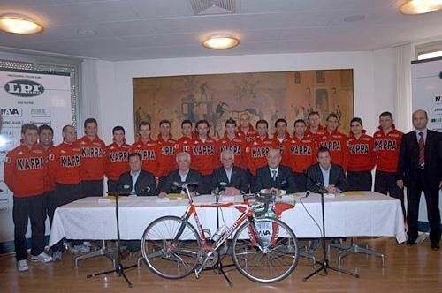 Guess who the casual clothing sponsor of the team is?