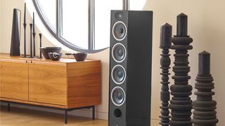 Vestia N°3 floorstanding speaker in a living room