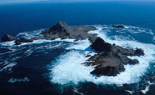 gulf of the farallones national marine sanctuary, virtual seafloor tour, seafloor mapping tools, fly-through animation of ocean, coral, earth