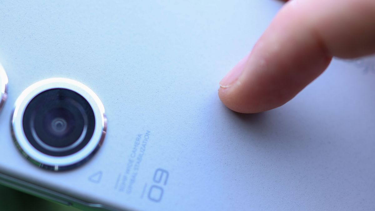 A photo of the Asus Zenfone 9