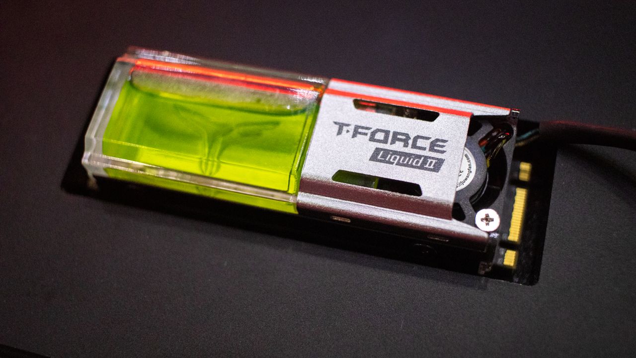 TeamGroup SSD cooler