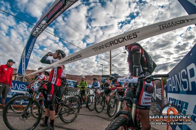Riders lined up at the start