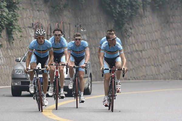 The Belgian squad on the climb