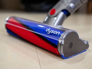 Dyson V11 Absolute Pro review