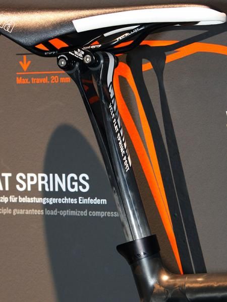 Canyon's remarkably clever VCLS Flat Spring Post is said to provide up to 20mm of movement if it's loaded heavily enough.