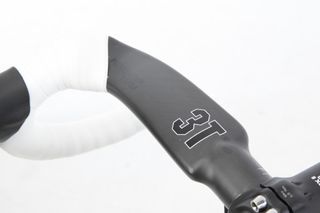 3T aerobars provide a comfortable hold