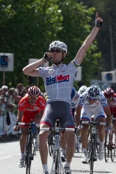 Sylvain Georges (Big Mat - Auber 93) sprinted to victory in the Grand Prix de Plumelec-Morbihan.