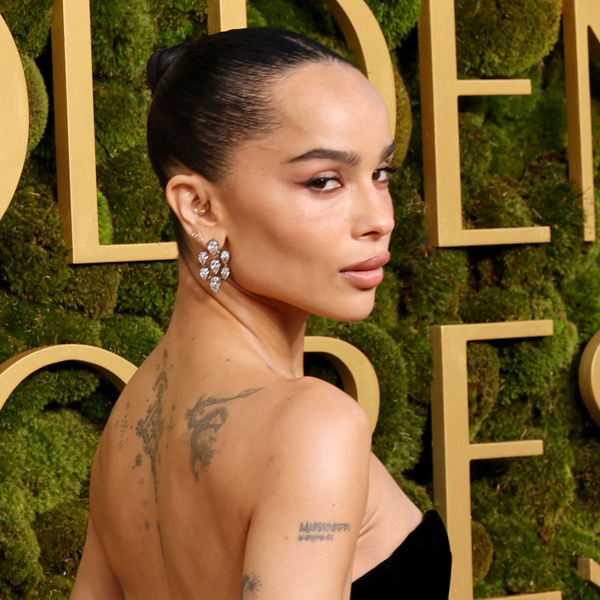 Zoë Kravitz Just Wore 2025's Most Expensive-Looking Trend to the Golden Globes