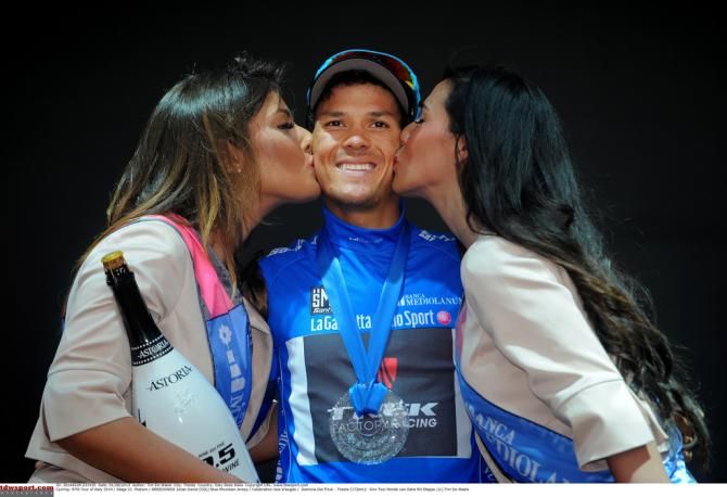 Julian Arredondo (Trek) celebrates winning the mountains classification