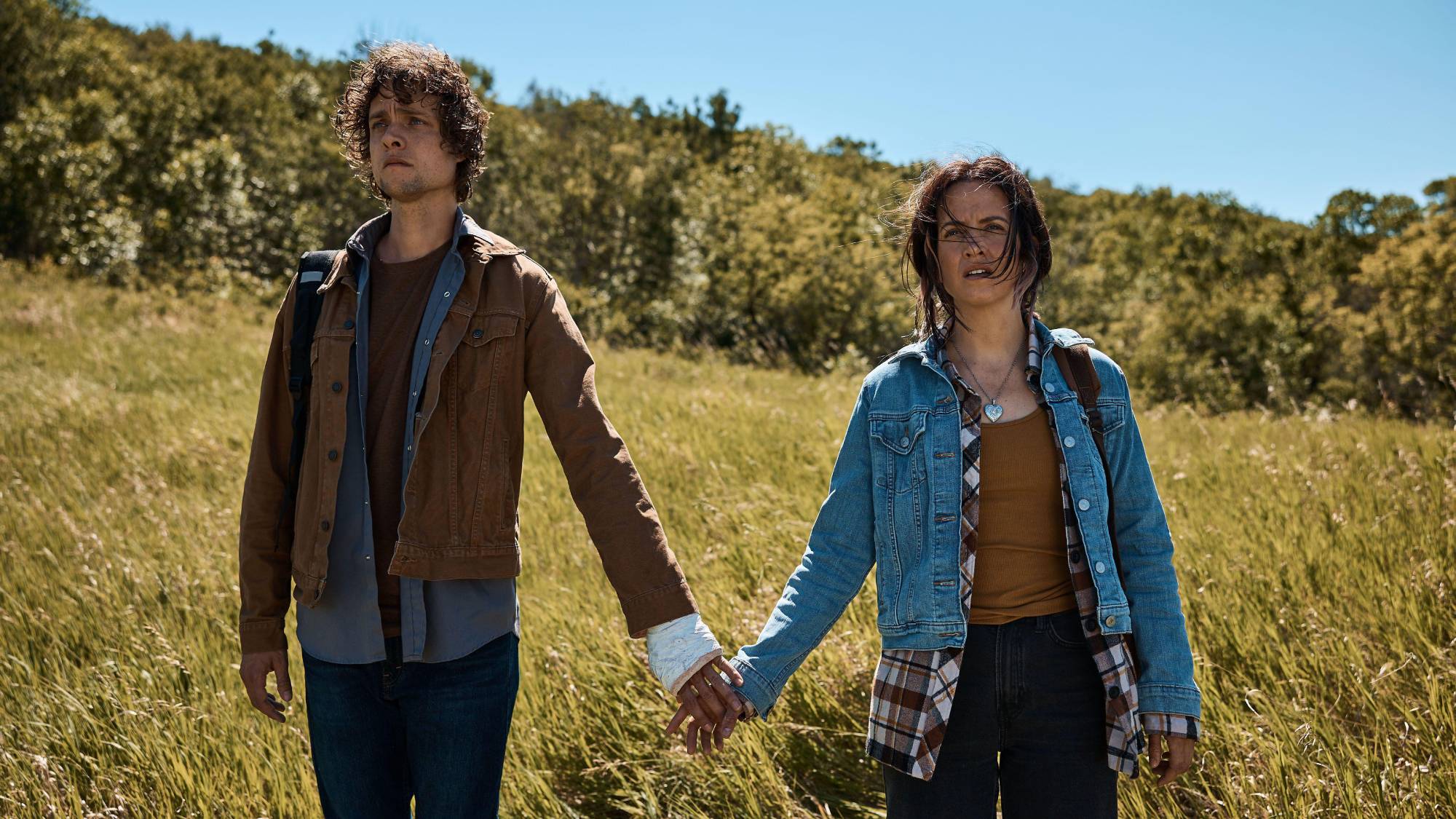 (L-R) Douglas Smith as Ethan and Kimberly-Sue Murray as Emma in "Die Alone"