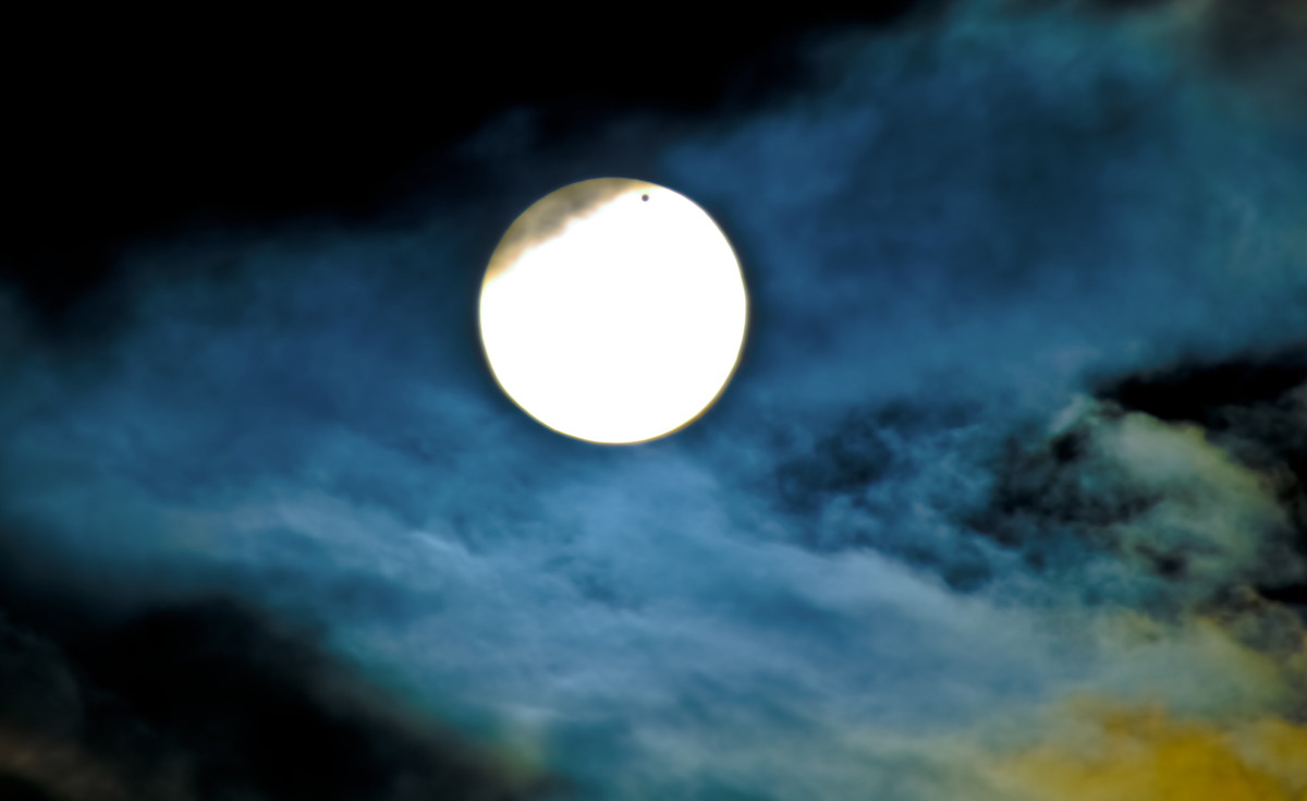 2012 Venus Transit Seen in New York City