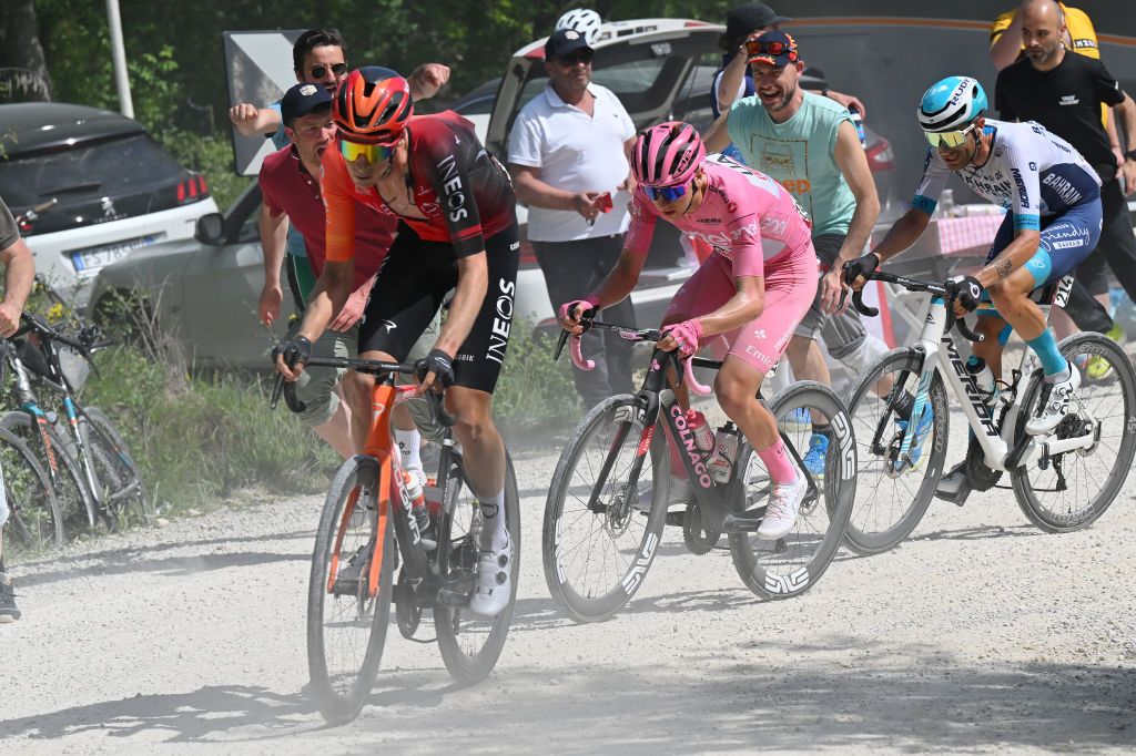 RAPOLANO TERME ITALY MAY 09 LR Thymen Arensman of Netherlands and Team INEOS Grenadiers Tadej Pogacar of Slovenia and UAE Team Emirates Pink Leader Jersey and Damiano Caruso of Italy and Team Bahrain Victorious compete during the 107th Giro dItalia 2024 Stage 6 a 180km stage from Viareggio to Rapolano terme 322m UCIWT on May 09 2024 in Rapolano terme Italy Photo by Tim de WaeleGetty Images