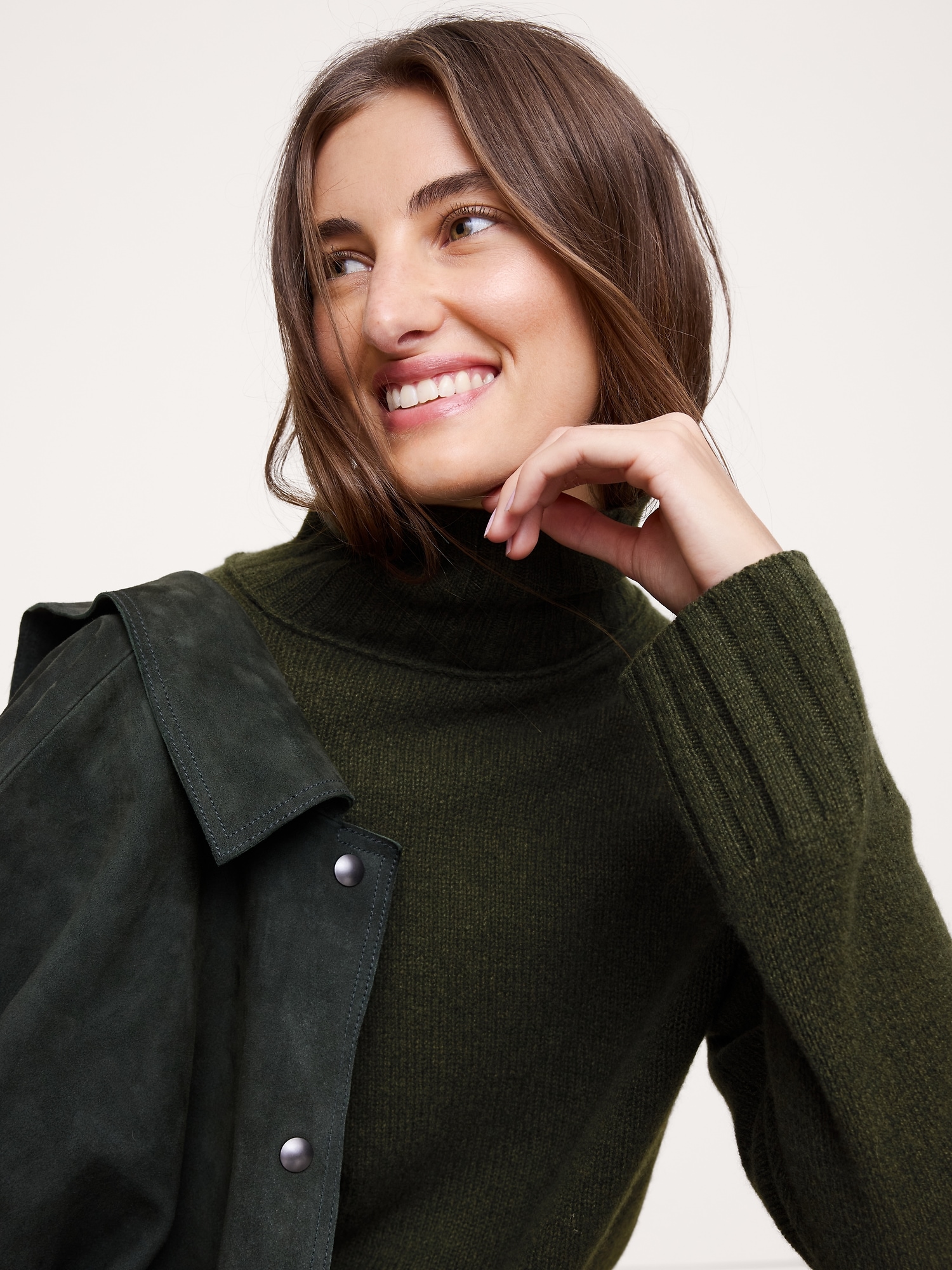 Oversized Cashmere Turtleneck Sweater