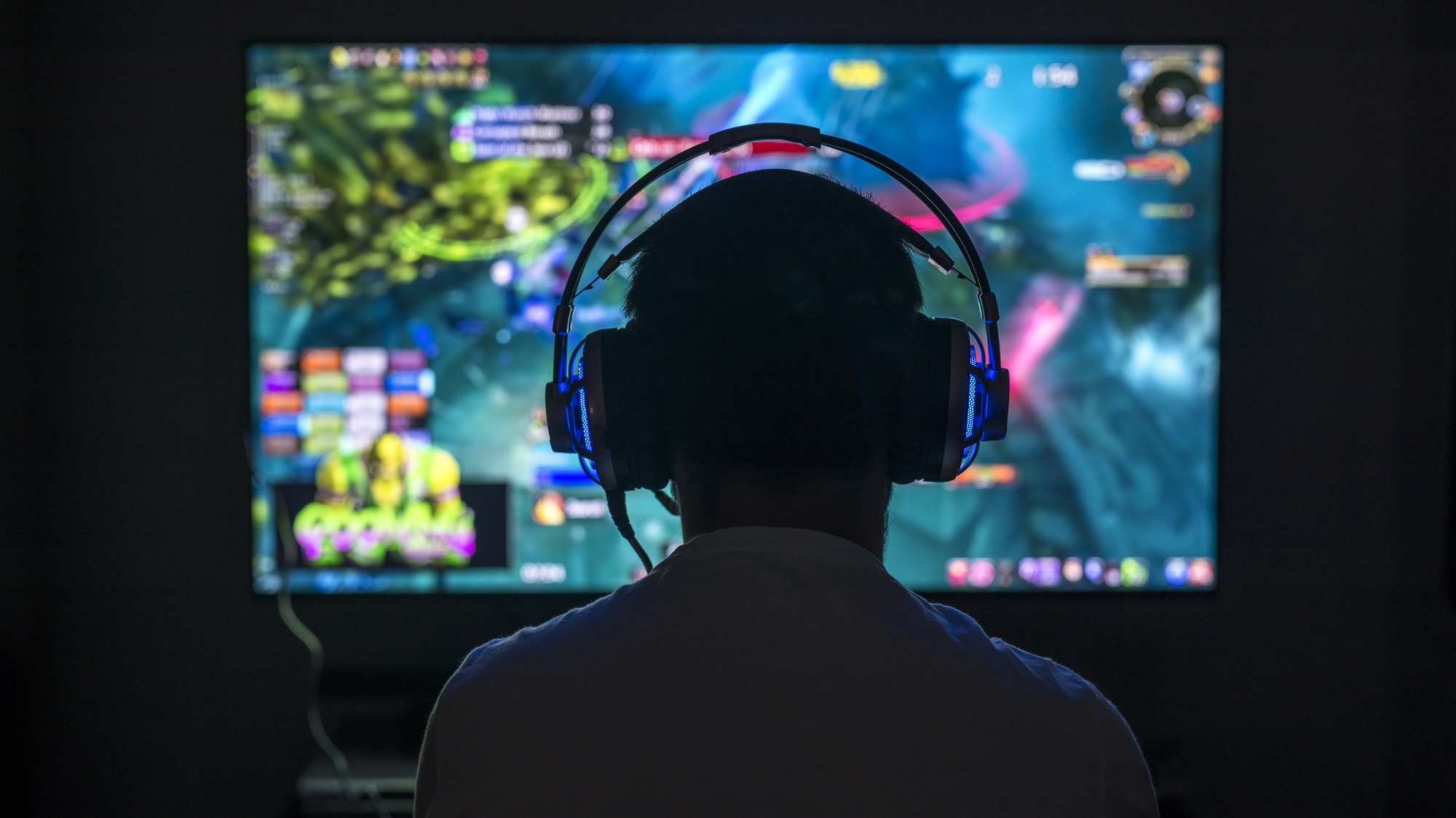 Look Out Online Gamers Hackers Want Your Passwords And Accounts
