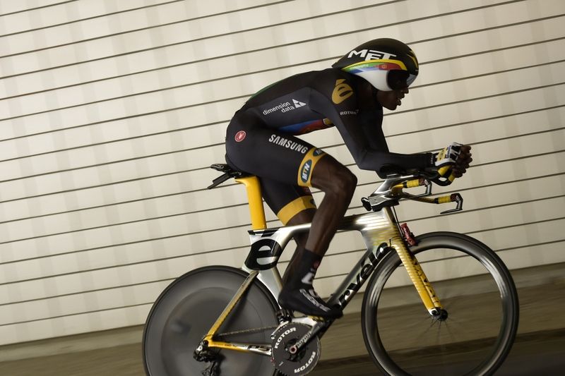 Daniel Teklehaimanot (MTN-Qhubeka) was the first rider to start the time trial
