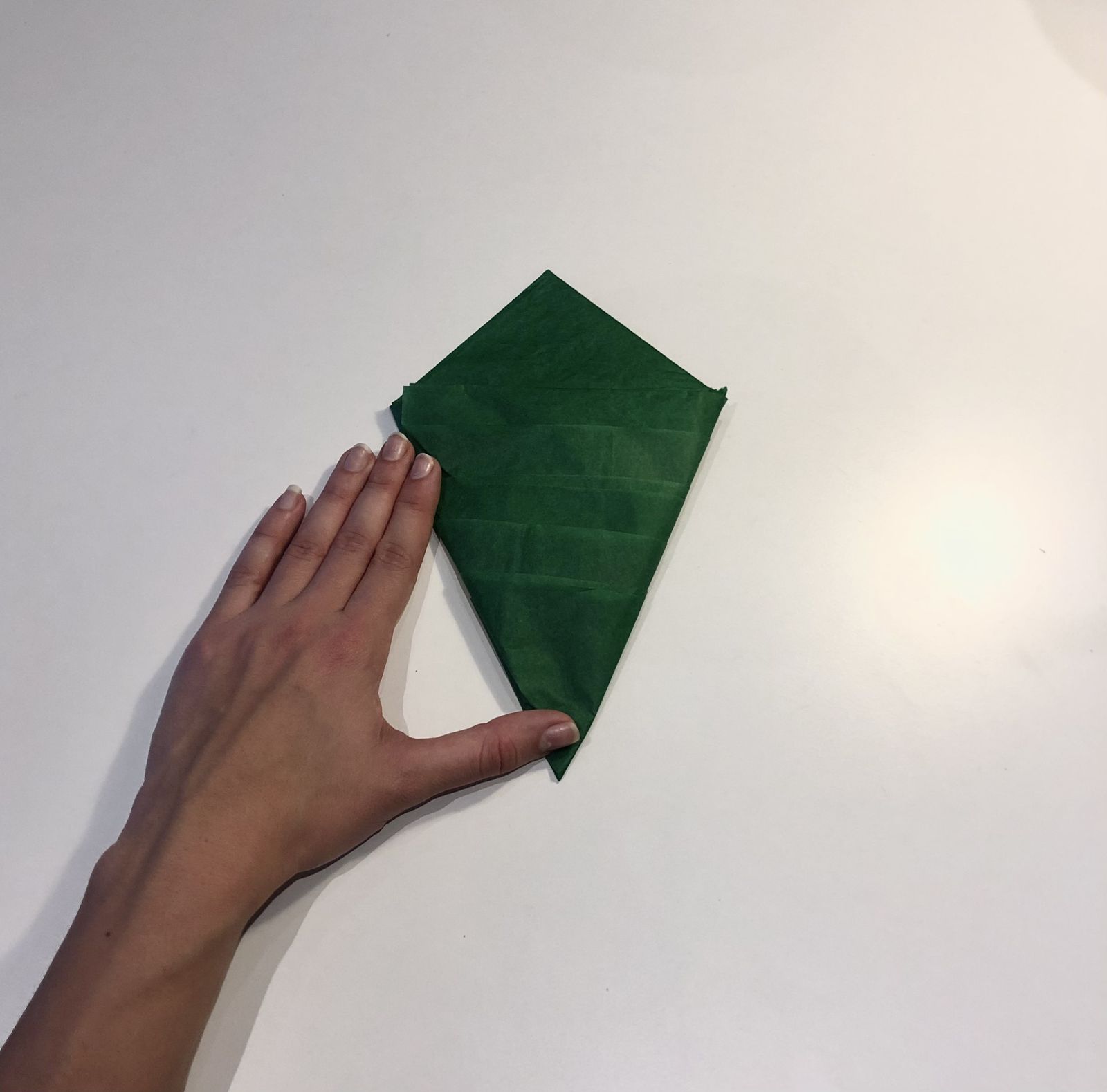 How to fold a Christmas tree napkin Homes & Gardens