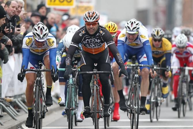 Napolitano wins the bunch sprint in Driedaagse van West-Vlaanderen