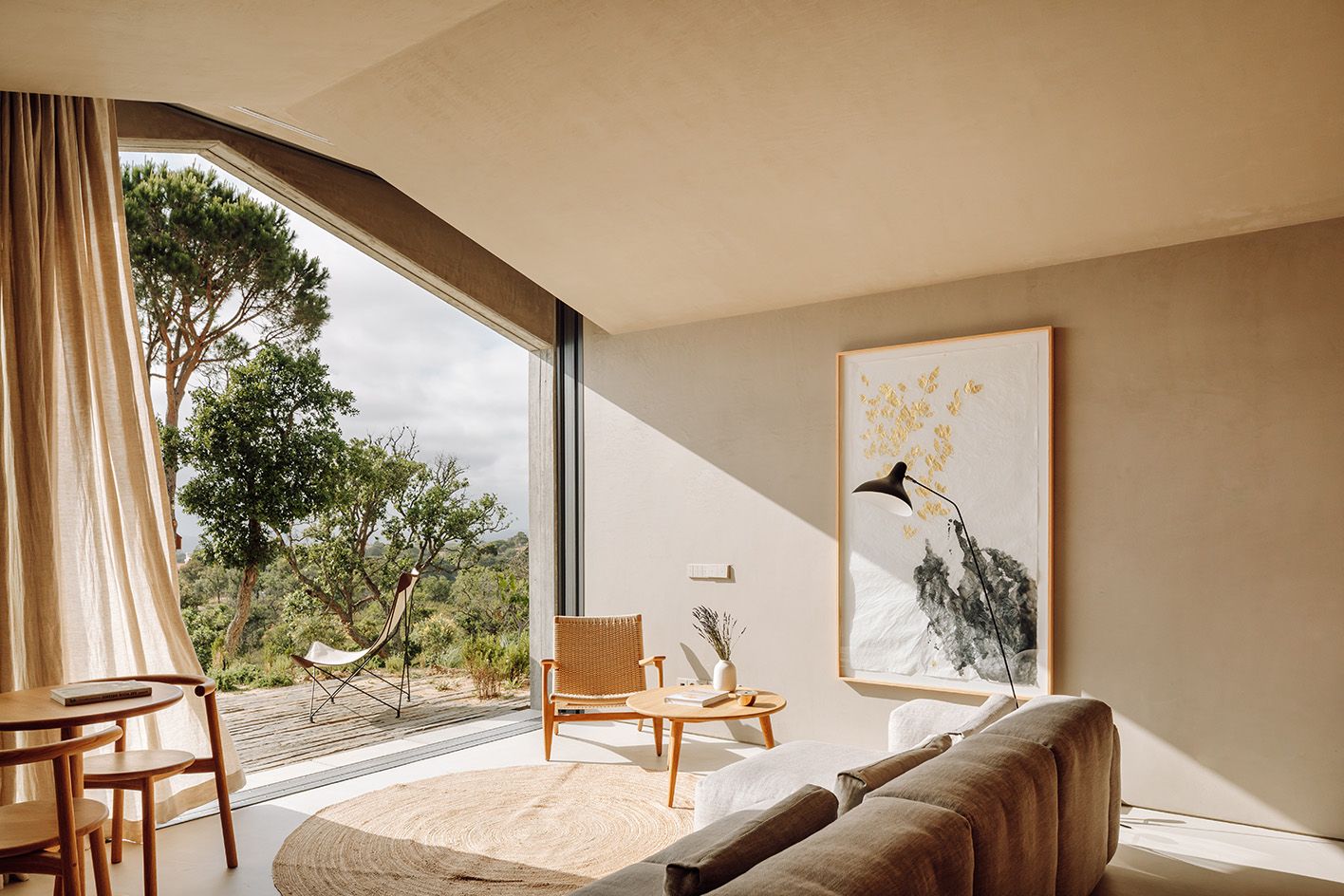 inside pa.te.os hotel minimalist room