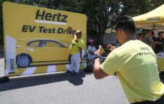 Hertz scales back EV fleet