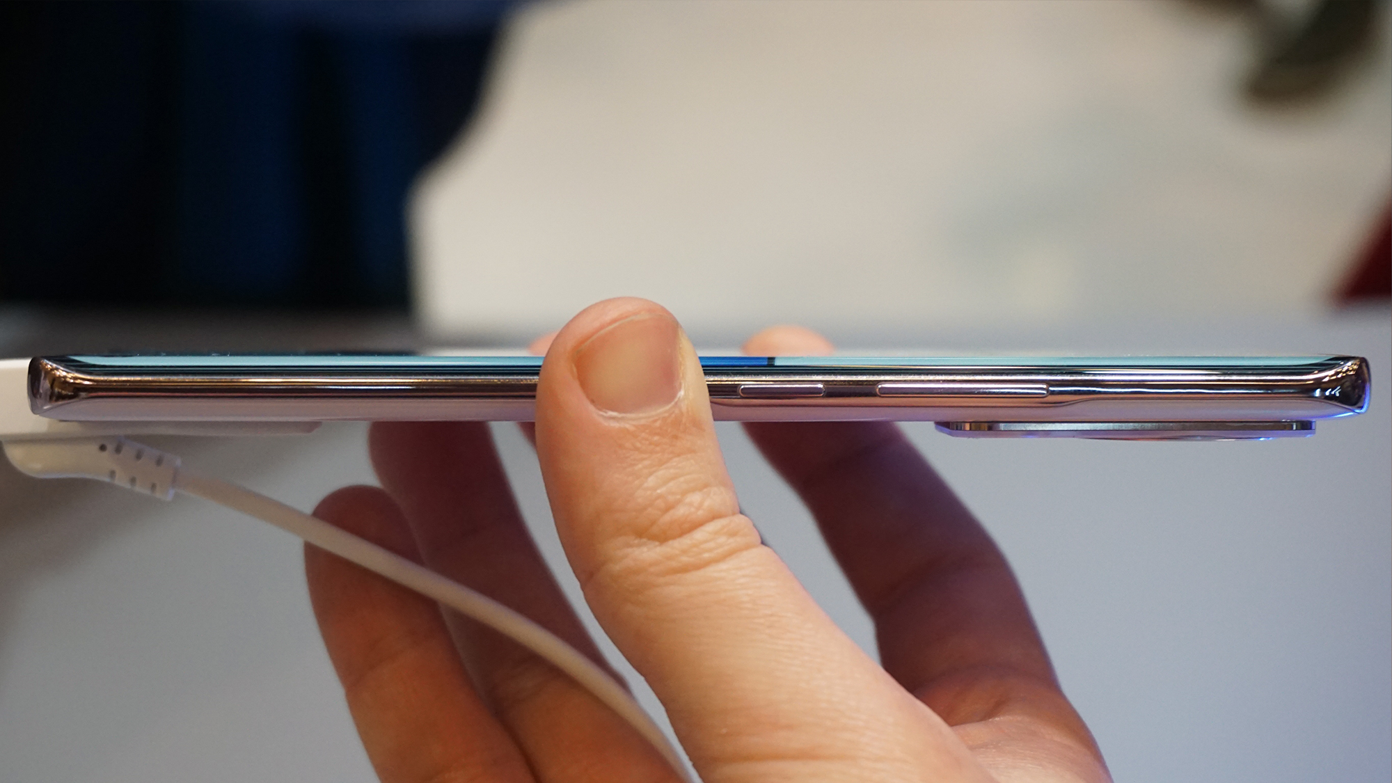 Xiaomi 13 Lite : prise en main latérale