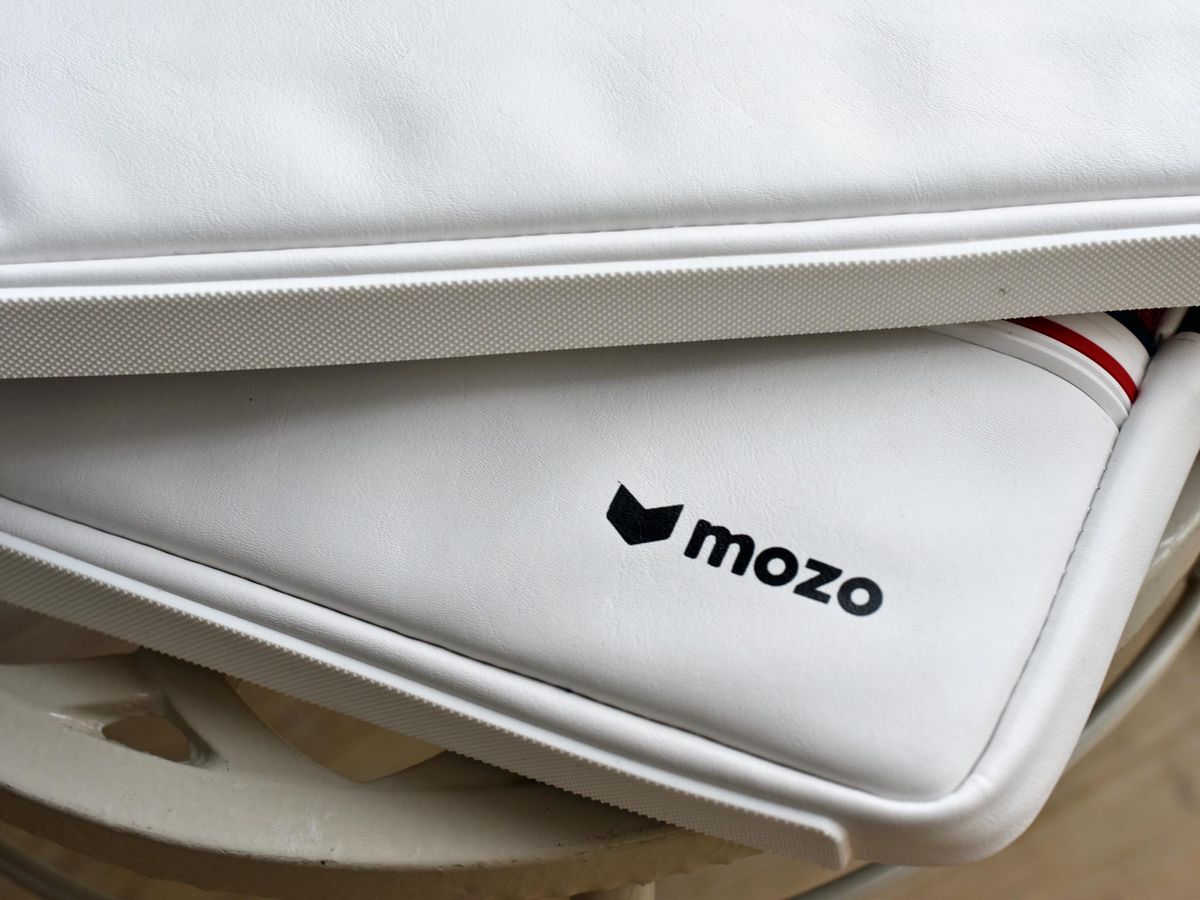Mozo Surface Sleeve