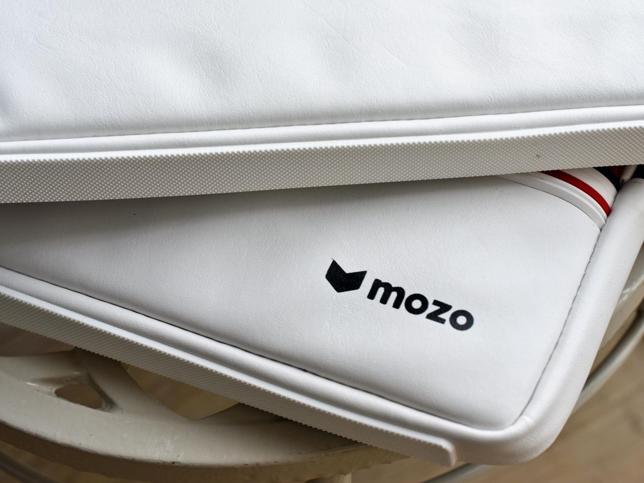 Mozo Surface Sleeve