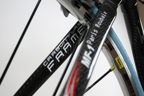 Yes, this frame is made from a blend of carbon and flax fibres