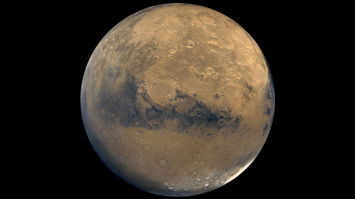 Mars could hide oceans of water under its crust, the study finds