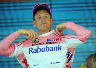 Pieter Weening keeps lead, Giro d