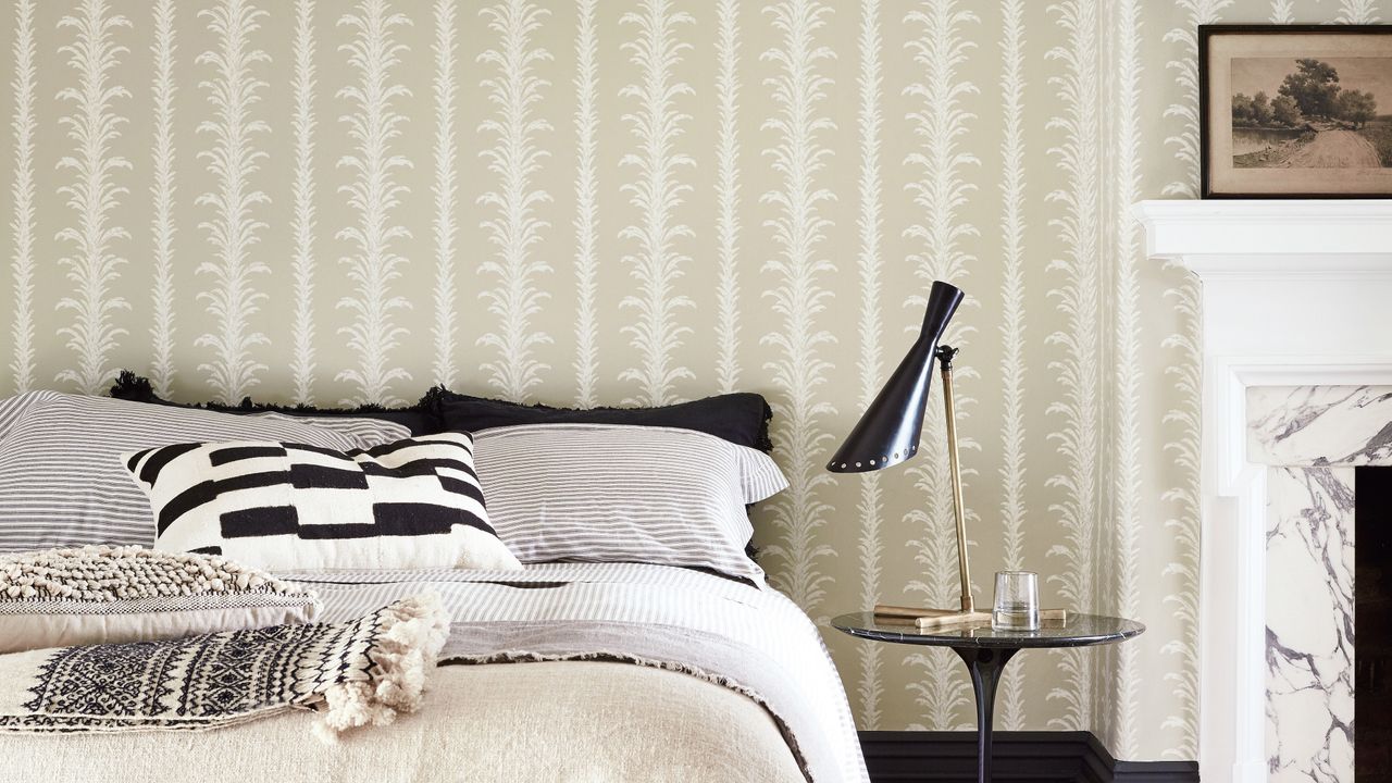 Wallpaper in bedroom by Little Greene