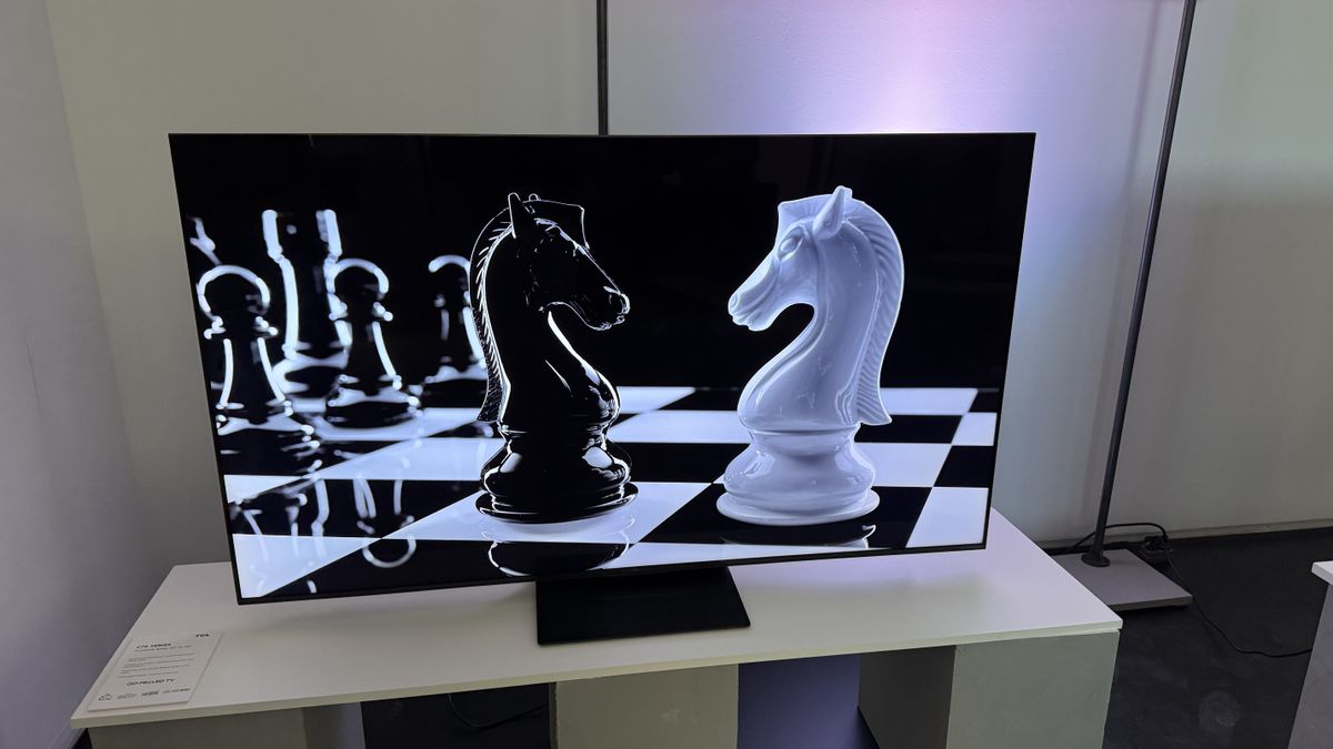TCL C7K showing a chess board