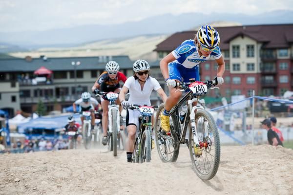 Luna Pro racer Amy Dombroski was one of the many mid pack riders who was quickly lapped by Katie Compton