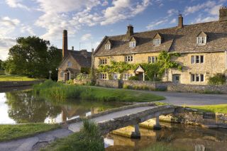 Stone Bridge and Cottage, Lower Slaughter