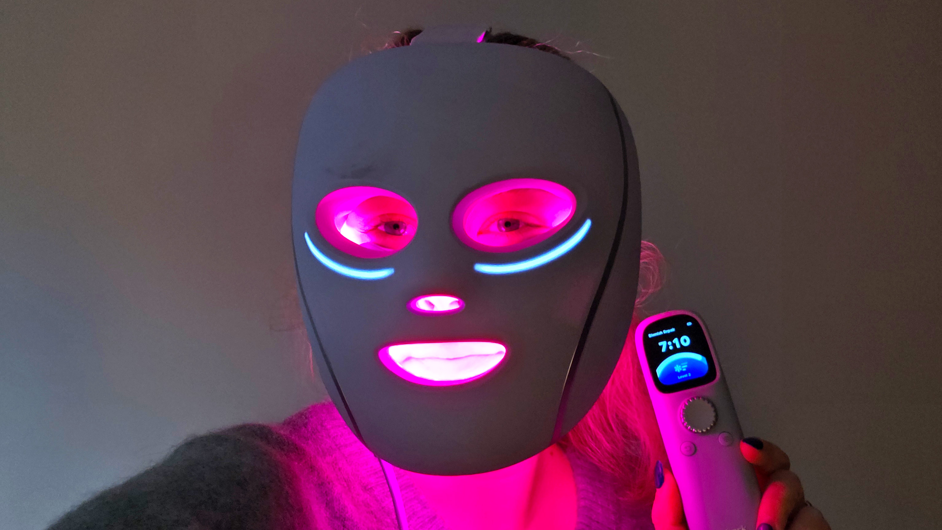 Shark CryoGlow pink light setting