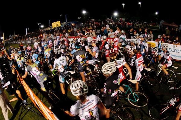 The women get on the start line.