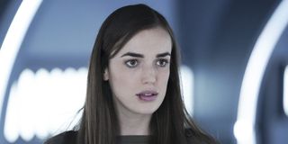 marvels' agents of shield series finale jemma simmons elizabeth henstridge abc