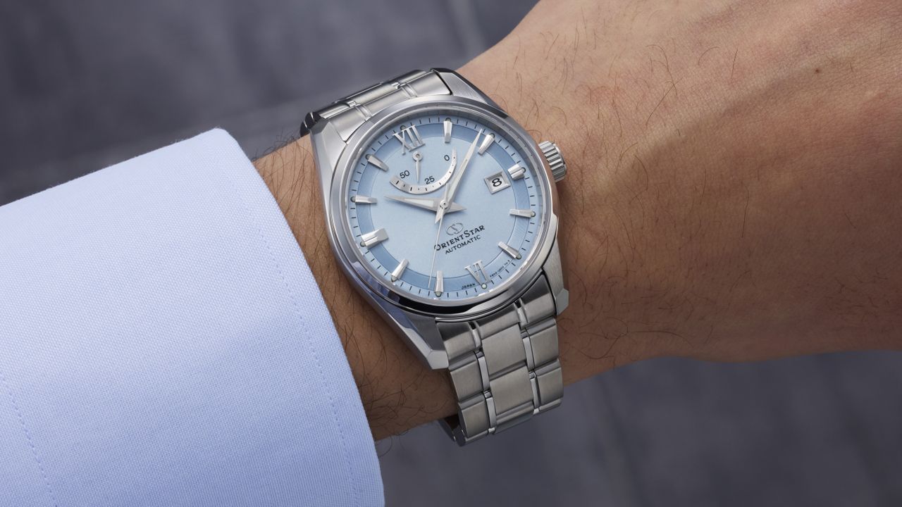 Orient Star Contemporary Date